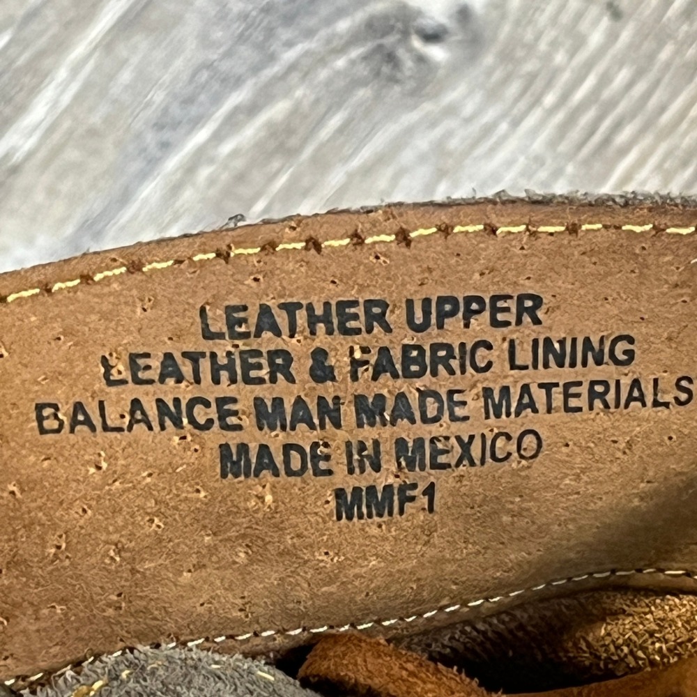 Born Brown Suede Lace Up Ankle Boots Side Zip Whipstitch Detail 8.5 40 MW - Picture 9 of 9